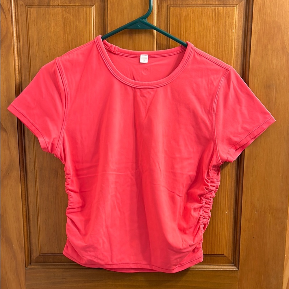 Women's Lululemon Coral Crop Top